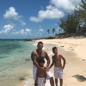 Meet your Posher, Ramon